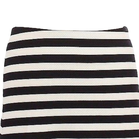 🌺 Necessary Objects Stripe A Line Classic Mini Skirt Size M - Picture 3 of 8